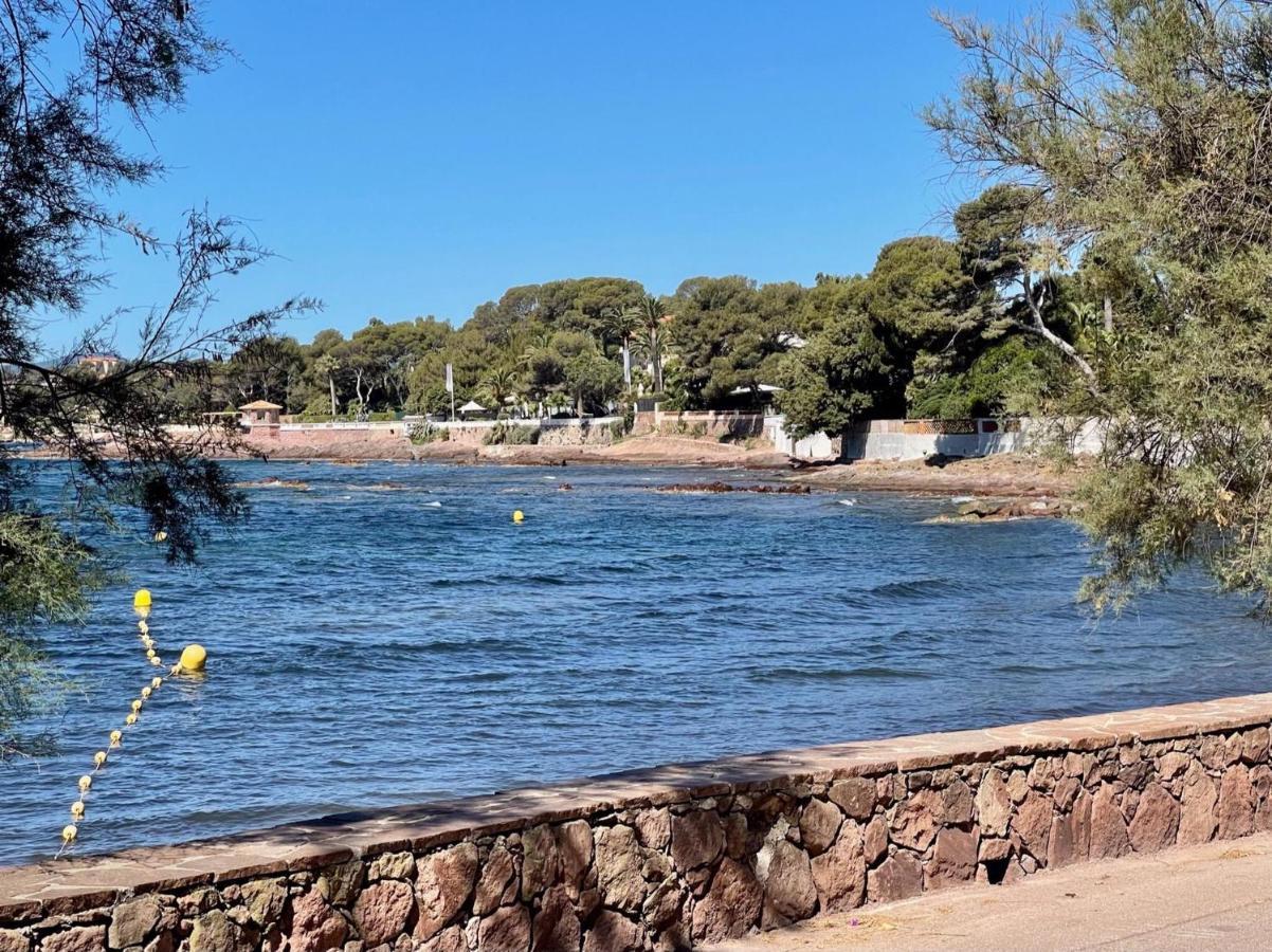 Duplex T3 Boulouris Pieds Dans L Eau Lejlighed Saint-Raphaël Eksteriør billede